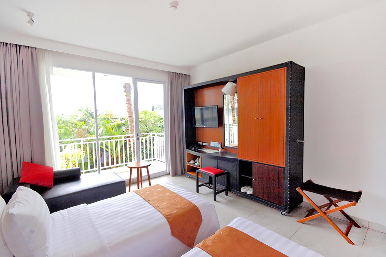 เดอะ 1O1 บาหลี ฟอนตานา เซมินยัก Hotel เลอกีอัน ภายนอก รูปภาพ
